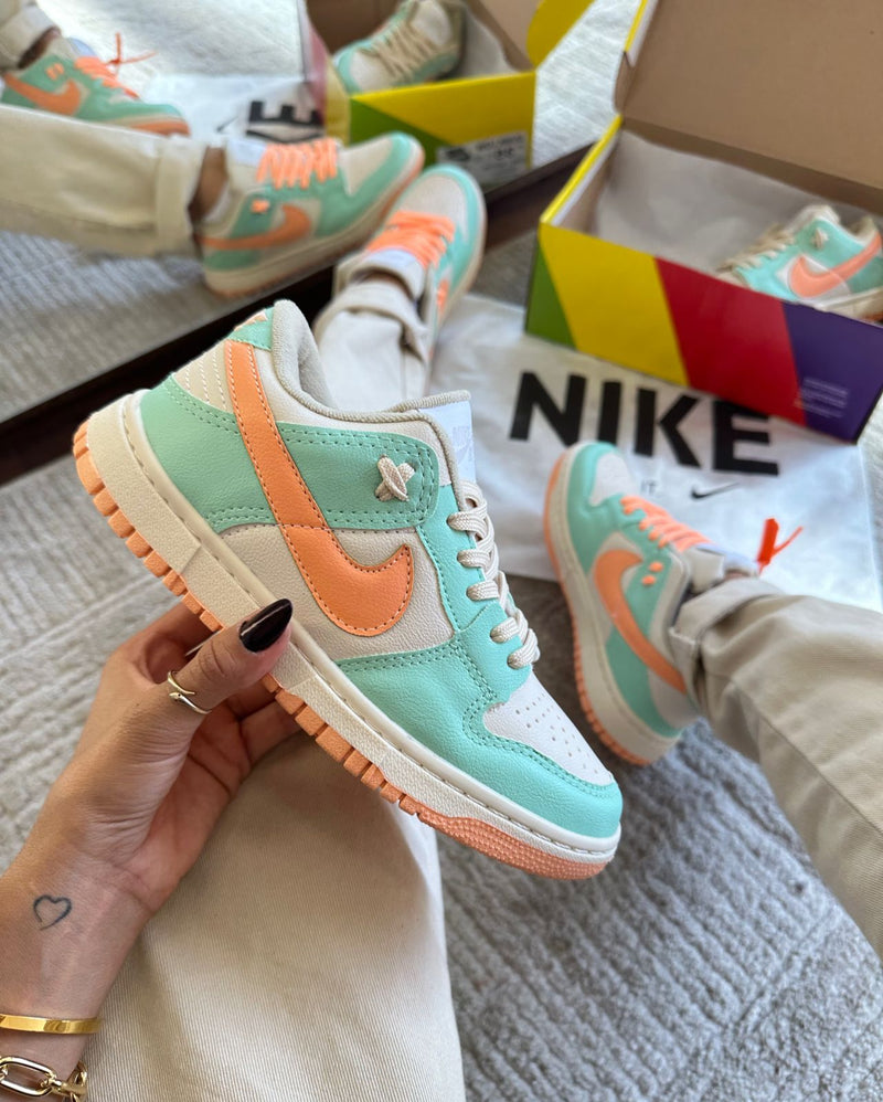 Nike Dunk Low Pro